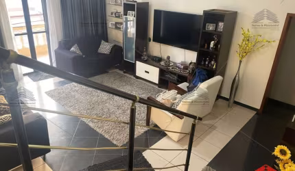Sobrado 514m, 3 andares, 6 vagas, 4 dormitórios 1 suíte, espaço gourmet com churrasqueira, Vila Alpina