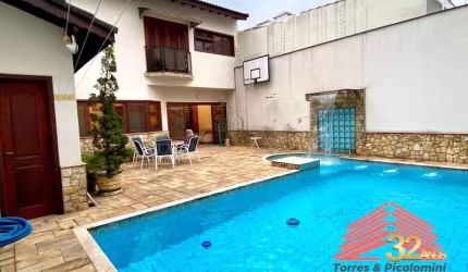 Casa com piscina à venda na Vila Zelina, Vila Prudente, 380m², 4 suítes, 6 vagas, churrasqueira, terreno 10x30, quintal, sobrado de luxo