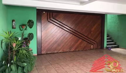 SOBRADO A VENDA