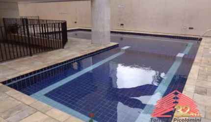 Apartamento Mooca,3 dormitórios,1 suíte,sala 2 ambientes,cozinha planejada,2 banheiros,área de lazer com piscina,1 vaga de garagem,próximo ao comercio