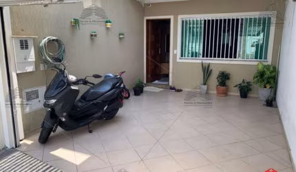 Sobrado a venda com 2 suítes e garagem próximo a Marginal Tietê, acabamento em porcelanato, 3 banheiros, 1 vaga de garagem, aceita permuta