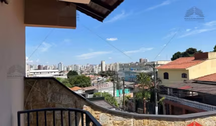 Sobrado de 493 m² a Venda na Vila Alpina, com 4 dormitórios sendo 2 suítes, hidro, closet, churrasqueira, quintal amplo, garagem fechada 10 carros