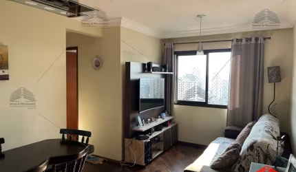 Apartamento, a venda, na Mooca, ensolarado, 2 dormitórios com 1 suite  com armários planejados, varanda no quarto com suite, 01 vaga