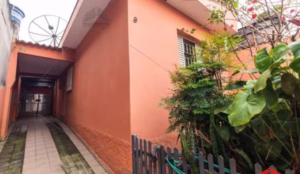 Casa em Vila de 125 m² a venda na Vila Ema, com 2 dormitórios, 1 banheiro, 1 vaga de garagem, cozinha planejada, sala, area de serviço, lavanderia