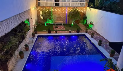 Sobrado Mooca Venda e Locação,4 suítes,1 master,4 salas,lareira,churrasqueira,piscina aquecida,salão de jogos,depósito,ofurô,ar condicionado,4 vagas