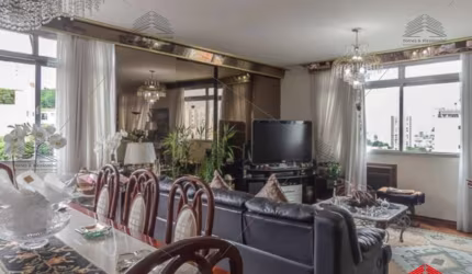 Apartamento de 220 m² a venda no Ipiranga, com 3 dormitórios sendo 1 suíte, 4 banheiros, 2 vagas de garagem, sala para 3 ambientes, mobiliado, elevado