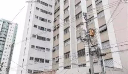Apartamento Moóca com 120 Metros, 3 Dormitórios, Sala e Cozinha Amplas, 2 banheiros, 1 vaga de garagem. Portaria 24 horas. Próximo Parque Sabesp