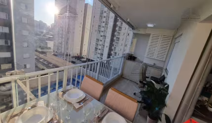 Apartamento à venda na Mooca, São Paulo-SP - 1 quarto, 1 banheiro, mobiliado, 35m² de área.