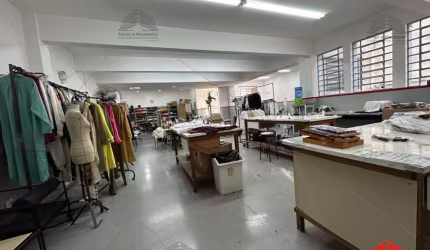 Oportunidade imperdível: Prédio comercial na Mooca com 7 salas, 9 banheiros, 8 vagas e 650m² em São Paulo-SP!
