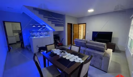 Casa sobrado a venda na Mooca, 132 m², 2 vagas cobertas, 3 dormitórios (1 suíte com ar condicionado), quintal, churrasqueira, mini horta, sala ampla