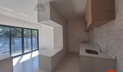 Studio à venda 33m², 1 quarto com varanda, cozinha, 1 banheiro, 1 vaga de garagem, depósito,próximo à Universidade São Judas Tadeu, Avenida Cassandoca