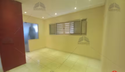 Casa Térrea a Venda na Vila Alpina, Localização Boa, Espaço Gourmet, Amplo quintal com Pomar, 8 Vagas Cobertas, Sóton com 63m2, Terreno de 10 x 43