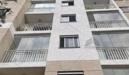 Apartamento a venda e locação no Tatuapé com 63m², 3 dormitórios, sala 2 ambientes com sacada, cozinha com área de serviço, 2 banheiros e vaga.