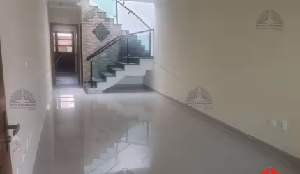 Sobrado a venda na Vila Prudente com 03 dormitórios 01 suíte 02 vagas próximo ao metro e comércios