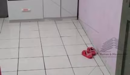 Casa a venda de 130 m² na Vila Formosa, 5 quartos, sala cozinha, 3 banheiros, lavanderia e quintal, sala, lavanderia, área de serviço