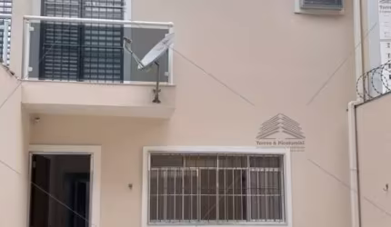 Sobrado a venda de 140 m² na Vila Formosa, 3 dormitórios, 1 suíte, 3 banheiros, lavabo, quintal lavanderia, área de serviço, cozinha, 4 vagas