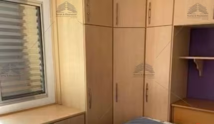 Sobrado a venda de 250 m² no Ipiranga, 4 dormitórios, 1 suíte, 3 banheiros, cozinha, sala para 2 ambientes, lavanderia, área de serviço, 4 vagas