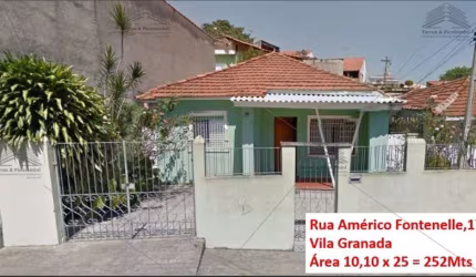 Casa à venda na Vila Granada, São Paulo-SP: 2 quartos, 1 sala, 2 banheiros, 2 vagas. Não perca esta oportunidade única!