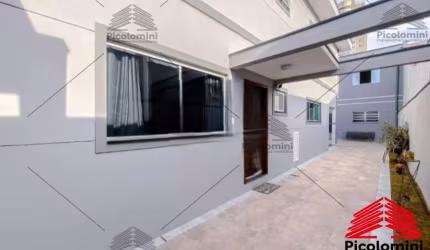 Sobrado à venda 212m² , Alto da Mooca, reformado,3 quarto, 1suíte com varada,lavabo,3 vagas de garagem , Edícula, próximo á Rua da Mooca, Rua Itaqueri