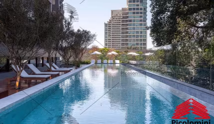 Apartamento no Brooklin com 2 suítes, varanda grill envidraçada, cozinha americana, sala 2 ambientes, andar alto, 2 vagas de garagem, lazer completo,