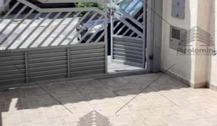 Sobrado a venda de 140 m² no Tatuapé, 3 dormitórios, 2 banheiros, sala, cozinha, área de serviço, 1 vaga de garagem