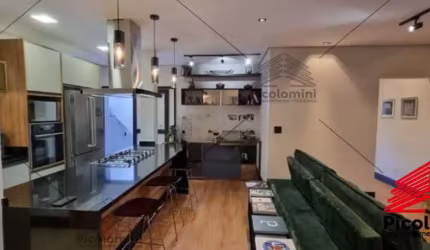 Sobrado a venda de 225 m² no Alto da Mooca, 3 Suítes, 5 banheiros, cozinha americana, quintal, espaço gourmet, moveis planejados, ar condicionado
