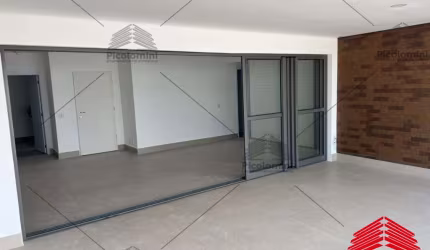 Apartamento a venda de 159 m² na Mooca, 3 dormitórios, 3 suítes, 4 banheiros, sala para 2 ambientes, varanda gourmet, 2 vagas, lazer completo