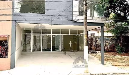 Prédio comercial a venda de 281 m² na Mooca, 2 salas, 2 banheiros,  4 vagas, ampla fachada toda envidraçada