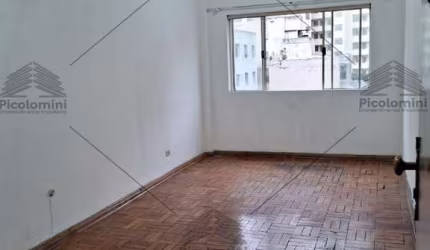 Studio na Bela Vista, 30 mts2 pertinho do metrô, com preço justo, 180 mil.
