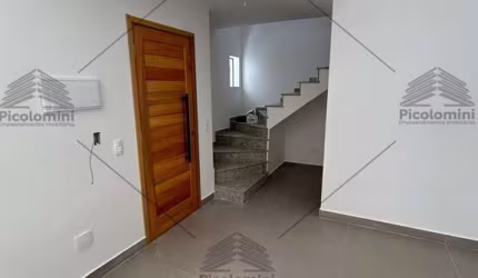 Imperdível oportunidade: Sobrado novo em condomínio com 03 quartos e 01suítes no Parque São Lucas, SP acabamento de primeira