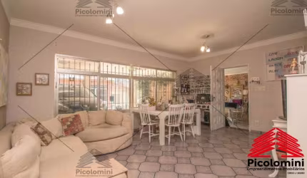 Sobrado a venda no Jardim Anália Franco, 228 m², 4 dormitórios, 2 suítes, 5 banheiros, lavanderia, área de serviço, Edícula, 3 vagas de garagem