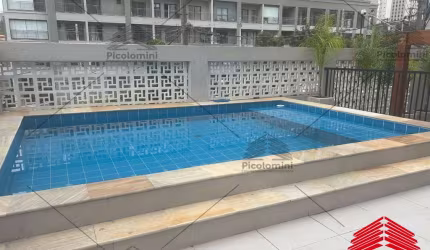 Apartamento a venda no Ipiranga, 2 dormitórios, cozinha planejada, sacada envidraçada, a 500 m do metro, lazer completo.