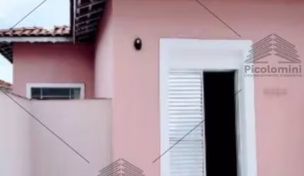 Conjunto de 2 casas a venda na Vila Monumento de 190 m², 4 dormitórios, 4 banheiros, lavanderia, área de serviço, 1 vaga de garagem