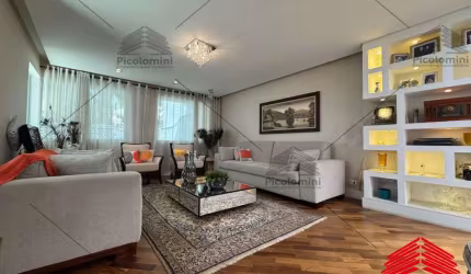 Casa no Parque da Mooca, 450 m², 04 quartos, 03 suites, jardim de inverno, sala de estar e jantar, cozinha planejada, area externa, gazebo, 04 vagas.