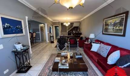 Sobrado Jardim Aeroporto com 300 metros, 5 quartos, 4 suítes, 3 salas, 5 banheiros, terraço amplo, banheira, area gourmet, cameras, 3 vagas garagem,
