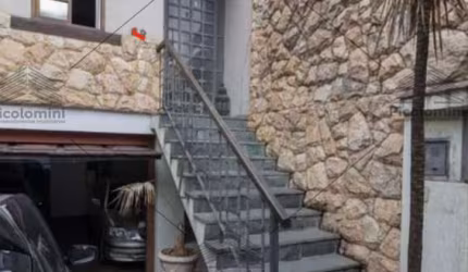 Imperdível oportunidade: Casa à venda em São Paulo-SP, Parque da Mooca! 3 quartos, 1 suíte, 1 sala, 3 banheiros, 3 vagas, 163m²!