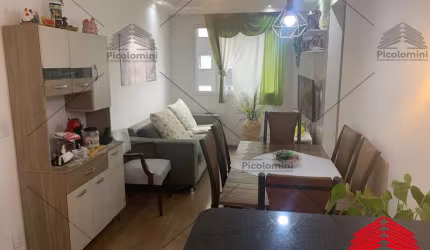 Apartamento a venda de 42 m² na Mooca, 2 dormitórios, 1 banheiro, lavanderia, área de serviço, moveis planejados, 1 vaga de garagem