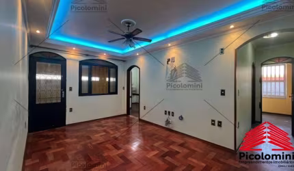 Prédio comercial locação na Vila Carrão de 630m², 4 Dormitórios sendo 2 suítes. 1 Dispensa, 4 Toilets; Área de serviços, Varanda, Cobertura metálica