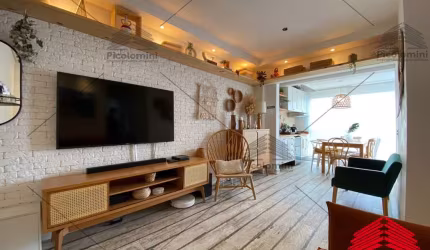 Apartamento à venda no Tatuapé Com 72 Metros, 3 quartos, 1 suíte, Sacada Grill, 2 banheiros, 1 vaga, lazer, piscina, academia, espaço gourmet e mais