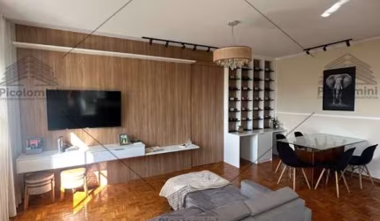 Apartamento reformado à Venda em Perdizes de 110m² em frente a estação, com 3 dormitórios, sendo 1 suíte, cozinha, lavanderia, 2 banheiros e vaga