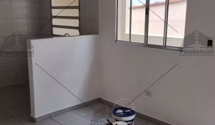 Casa de vila para locação na Vila Prudente de 33m², 1 quarto, sala, cozinha americana, 1 banheiro, área de serviço