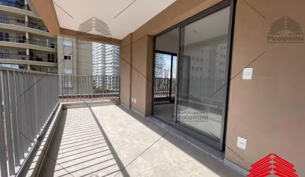Loft Novinho na Vila Nova Conceição com 39m2, localização privilegiada, varanda ampla, condomínio completo