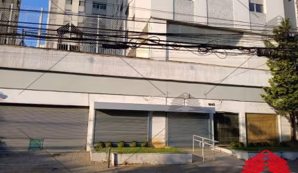 Ponto Comercial, 1374 m², excelente localização, Av. Paes de Barros , antigo  Banco Santander, 26 vagas, 6 banheiros, em frente laboratório CDB