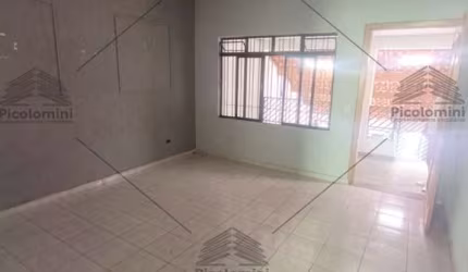 Casa a venda em Pq São Lucas, 2 casas, salão, garagem, 3 quartos, 2 banheiros.