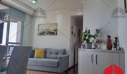 Apartamento com linda vista a venda em São Paulo-SP, Vila Bertioga- Mooca: 2 quartos, 1 suíte, 2 salas, 2 banheiros, 1 vaga de garagem, 51m²!