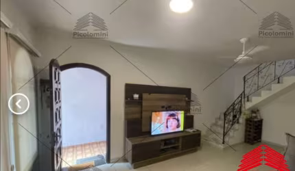 Sobrado 150m2 Tatuapé, Próximo ao Metrô Carrão e Hospital São Luiz, Terreno 5,70mx21m, 3 dormitórios, 2 vagas de garagem, edícula, quintal e corredor