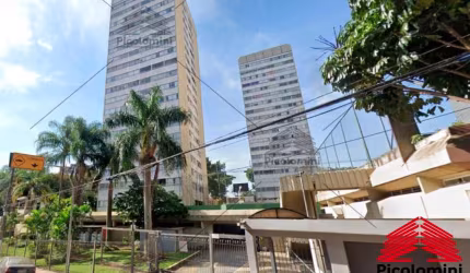 Apartamento a venda na Vila Prudente, Rua Glória de Goitá, 3 dormitórios, 2 banheiros, 1 Vaga, andar alto,a 400 metros da Estação Oratório do Metrô.