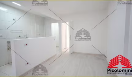 Apartamento a venda na Consolação, 1 quarto, 1 banheiro, cozinha e área de serviço.