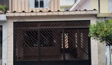 Casa na região da Mooca - 178 m² 2 quartos, 2 banheiros, cozinha ampla com móveis planejados, 2 vagas cobertas, próximo Hospital São Cristovão