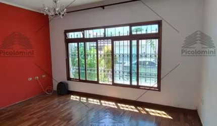 Casa Térrea a venda na Mooca de 200m², 3 quartos, 2 banheiros, lavanderia, área de serviço, sala grande, cozinha